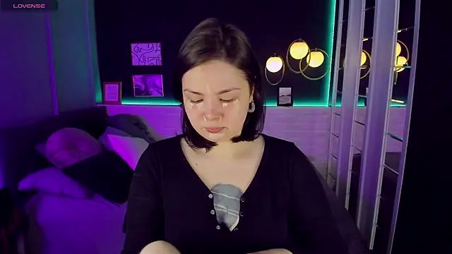 Snapshot of Mayayammy chatting on 01-07-25, 05:43 Mayayammy online show from 01-07-25, 05:43