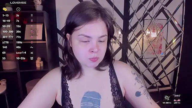 Snapshot of Mayayammy chatting on 03-17-25, 01:50 Mayayammy online show from 03-17-25, 01:50