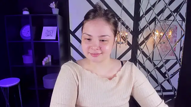 Snapshot of Mayayammy chatting on 03-22-25, 02:03 Mayayammy online show from 03-22-25, 02:03