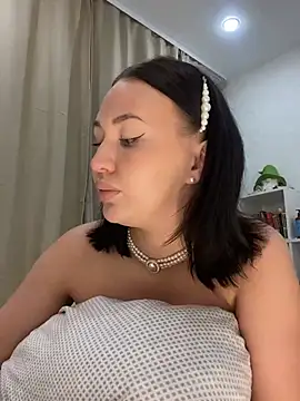 SelenaFoxy online show from 03-01-25, 12:50