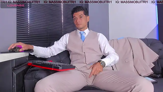massimo g online show from 06-17-26, 01:12