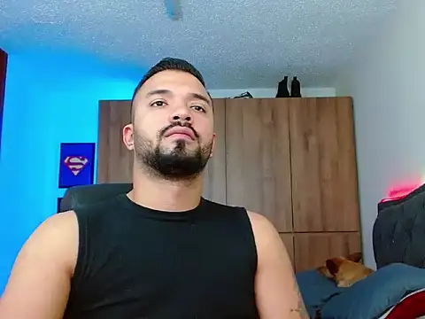 Snapshot of mathew_vidal1 chatting on 11-17-25, 10:04 mathew vidal1 online show from 11-17-25, 10:04