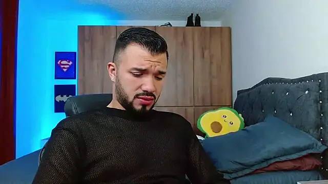 Snapshot of mathew_vidal1 chatting on 11-19-25, 04:01 mathew vidal1 online show from 11-19-25, 04:01