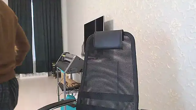 Marselle Laker online show from 01-27-25, 08:51