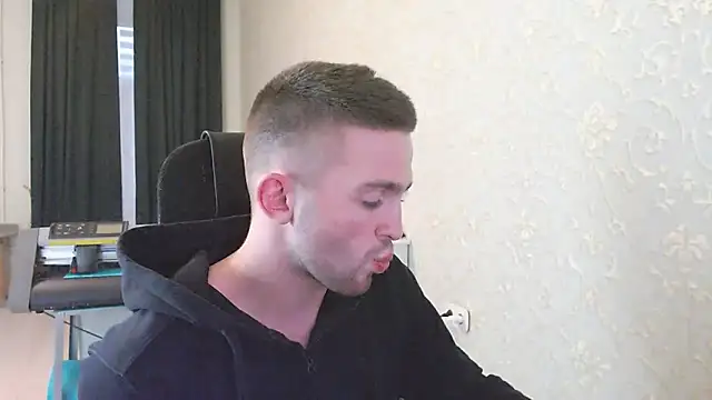 Marselle Laker online show from 03-12-25, 03:29