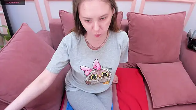 JannaVerdi  online show from 10-20-25, 06:36