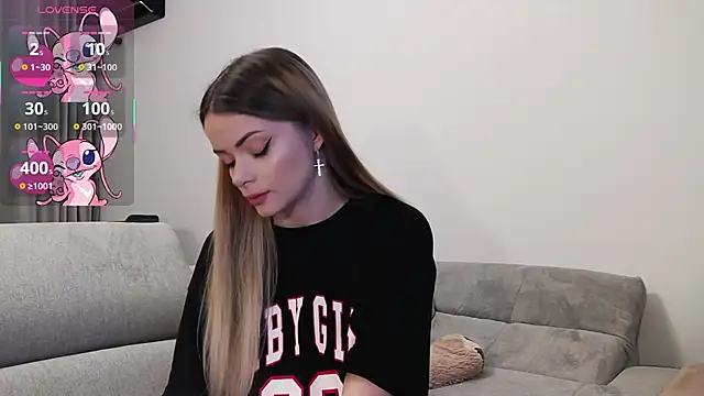 Kailynn Moenn online show from 03-05-25, 08:42