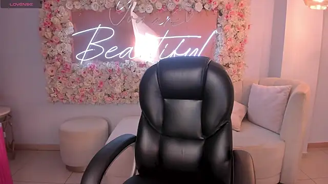 MileyCruz  online show from 04-08-26, 07:25