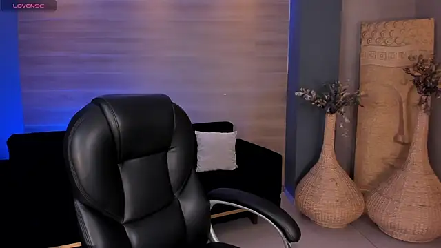 Snapshot of BiancaPierce chatting on 05-07-26, 11:59 BiancaPierce online show from 05-07-26, 11:59