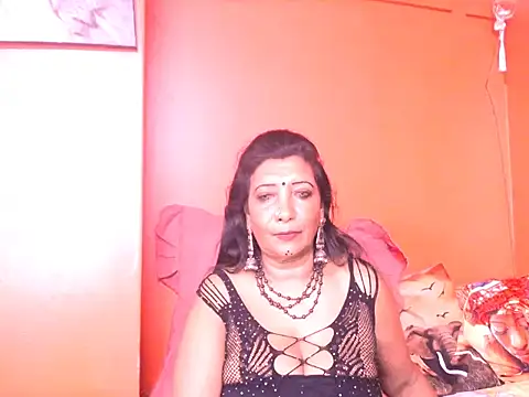 indiansarika65 online show from 02-19-26, 04:08