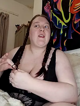 Sexycurvyemilyy online show from 03-12-26, 10:05