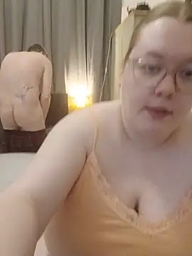 Snapshot of Sexycurvyemilyy chatting on 07-26-26, 07:21 Sexycurvyemilyy online show from 07-26-26, 07:21