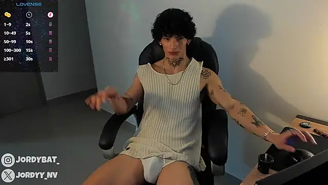 Snapshot of Jordy_bat chatting on 11-08-25, 11:58 Jordy bat online show from 11-08-25, 11:58