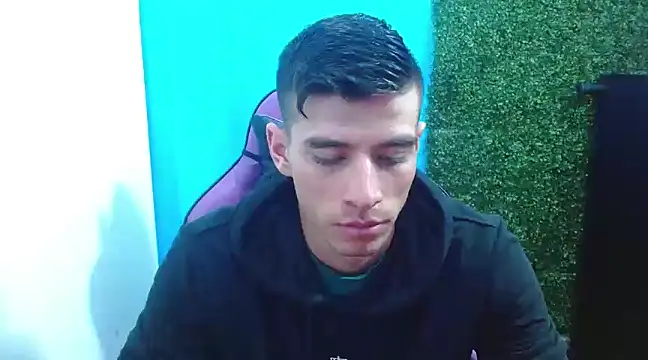 Snapshot of DEIBY_BABY chatting on 12-13-24, 11:06 DEIBY BABY online show from 12-13-24, 11:06