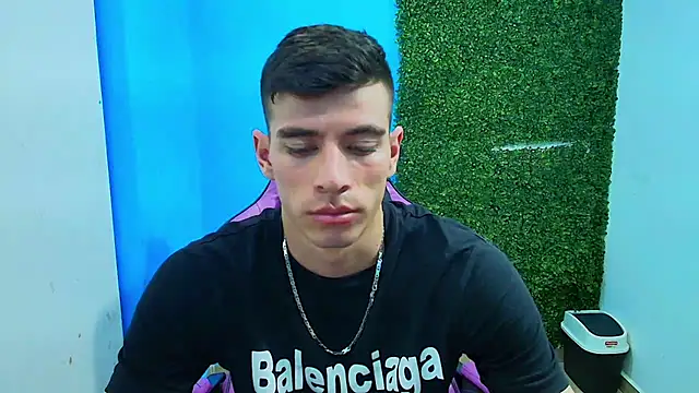 Snapshot of DEIBY_BABY chatting on 01-18-25, 12:57 DEIBY BABY online show from 01-18-25, 12:57