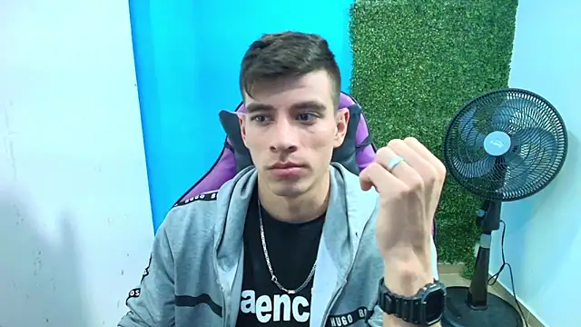 Snapshot of DEIBY_BABY chatting on 02-06-25, 03:06 DEIBY BABY online show from 02-06-25, 03:06