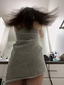 Natur4lBeautyb33 online show from 12-10-24, 07:43