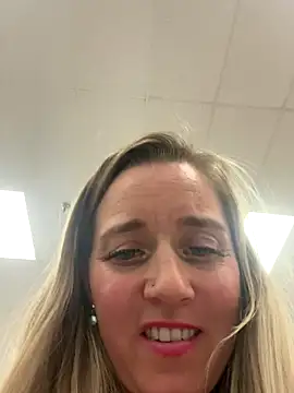 SkyelarSommer online show from 12-04-24, 12:19