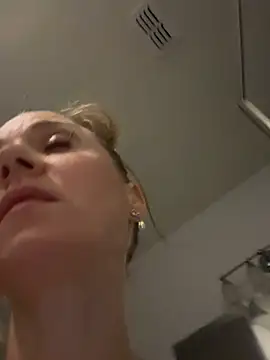 SkyelarSommer online show from 12-11-24, 08:04