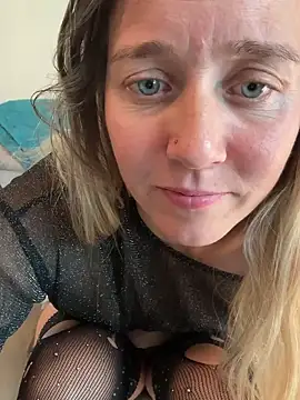 SkyelarSommer online show from 12-11-24, 05:37