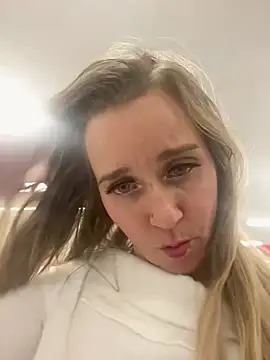 SkyelarSommer online show from 01-23-25, 11:47