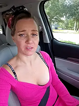 SkyelarSommer online show from 12-15-25, 02:43