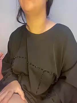 Snapshot of Mayacrayzi chatting on 10-11-25, 09:19 Mayacrayzi online show from 10-11-25, 09:19