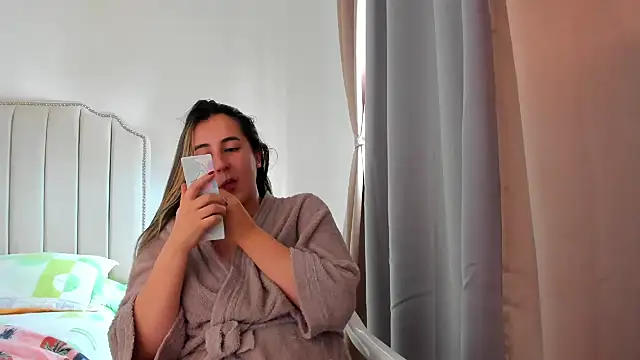 Hanna86 online show from 06-30-26, 07:15