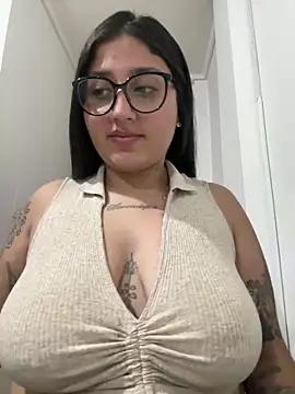 croftsmila online show from 10-25-25, 10:59