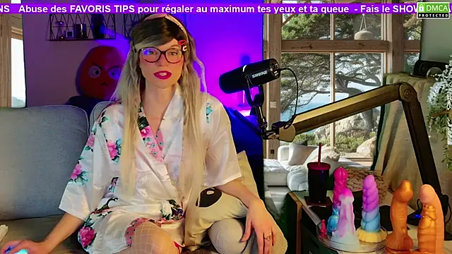 Kittychatte online show from 11-09-25, 11:08