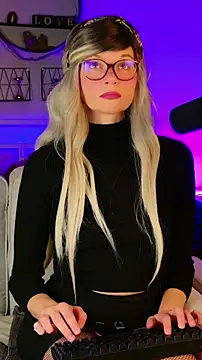 Kittychatte online show from 06-10-26, 12:48