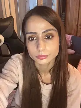 LaPetitechienne1 online show from 01-27-25, 02:24