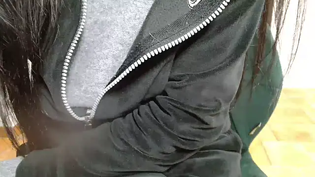 patatinahot87 online show from 01-17-26, 05:38