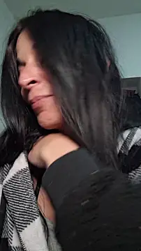 patatinahot87 online show from 05-02-26, 04:45