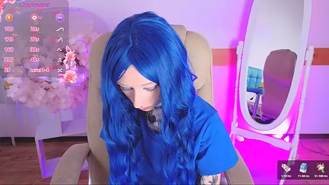 Katia Kim online show from 11-16-25, 06:19