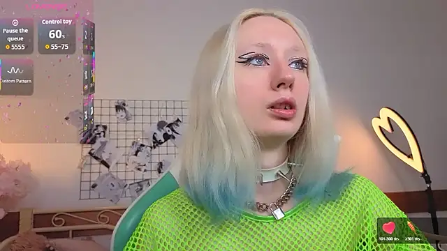 Katia Kim online show from 03-06-26, 06:21