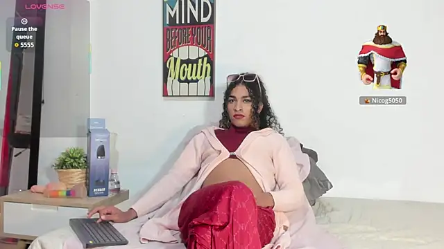 StefanyMiler online show from 12-20-25, 08:16