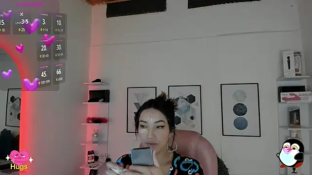 cristal  hot 1 online show from 02-25-25, 04:03