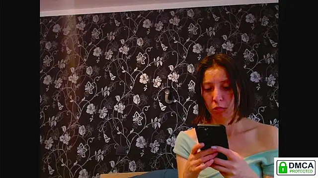 Sophi Cute online show from 06-02-26, 01:35