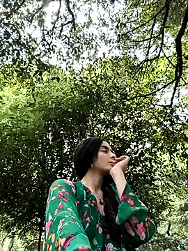 Sam Sara online show from 10-26-25, 06:36