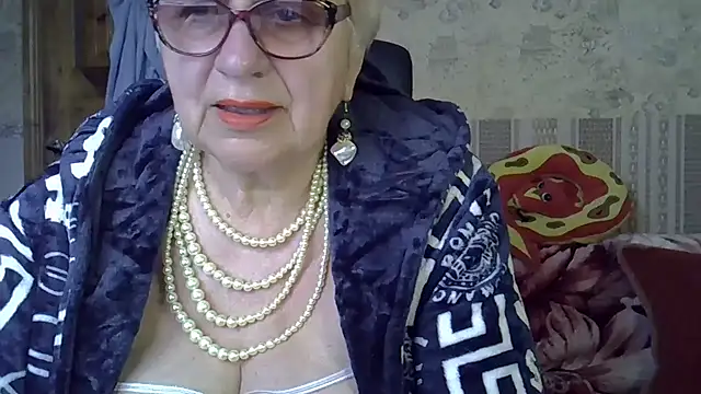SweetCherry27 online show from 05-13-26, 03:42