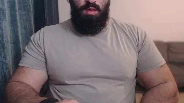 hugemachohandsome online show from 11-08-25, 10:41