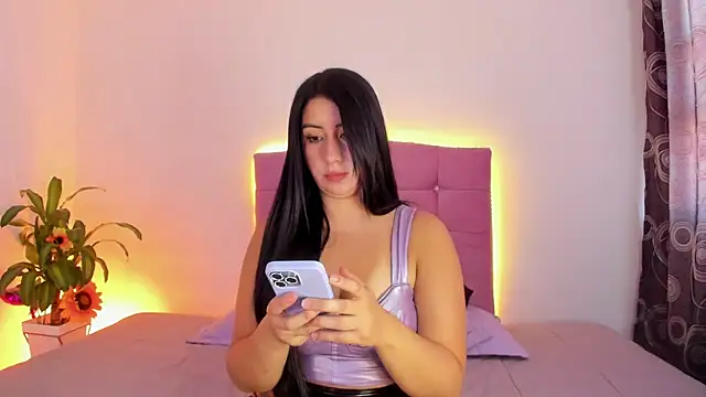 MarieLatex online show from 03-21-25, 07:57