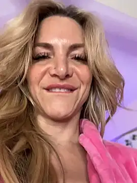 MessyNastyQueen online show from 12-22-24, 04:17