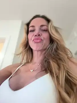 MessyNastyQueen online show from 02-02-25, 12:30