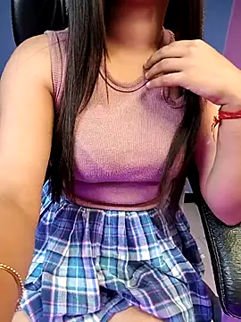 Snapshot of Aditi_1 chatting on 02-21-25, 12:38 Aditi 1 online show from 02-21-25, 12:38