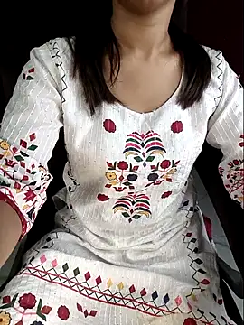 Aditi 1 online show from 06-23-26, 03:59