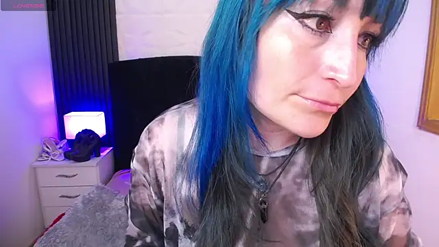 alicia moom online show from 02-05-25, 07:31