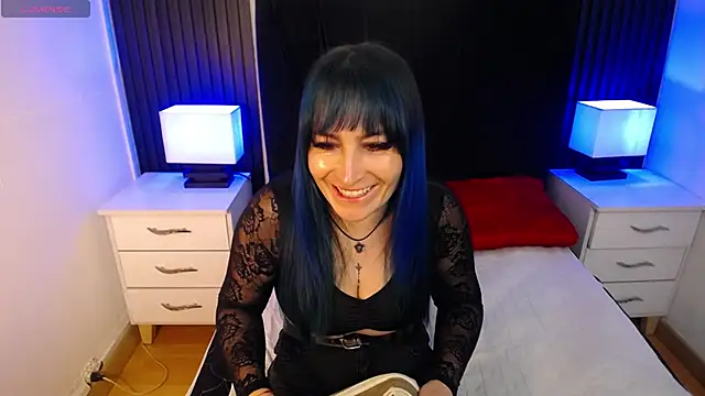 alicia moom online show from 10-09-25, 02:15