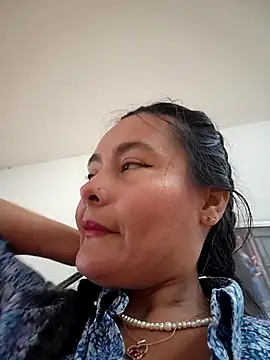 Snapshot of bellapaty chatting on 09-16-25, 08:48 bellapaty online show from 09-16-25, 08:48